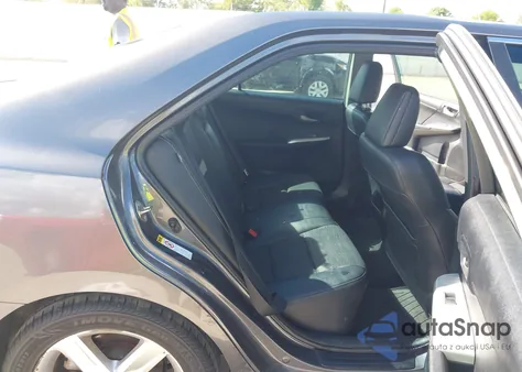 2013 Toyota Camry Se z USA, uszkodzony, nr VIN 4T1BF1FK7DU723425